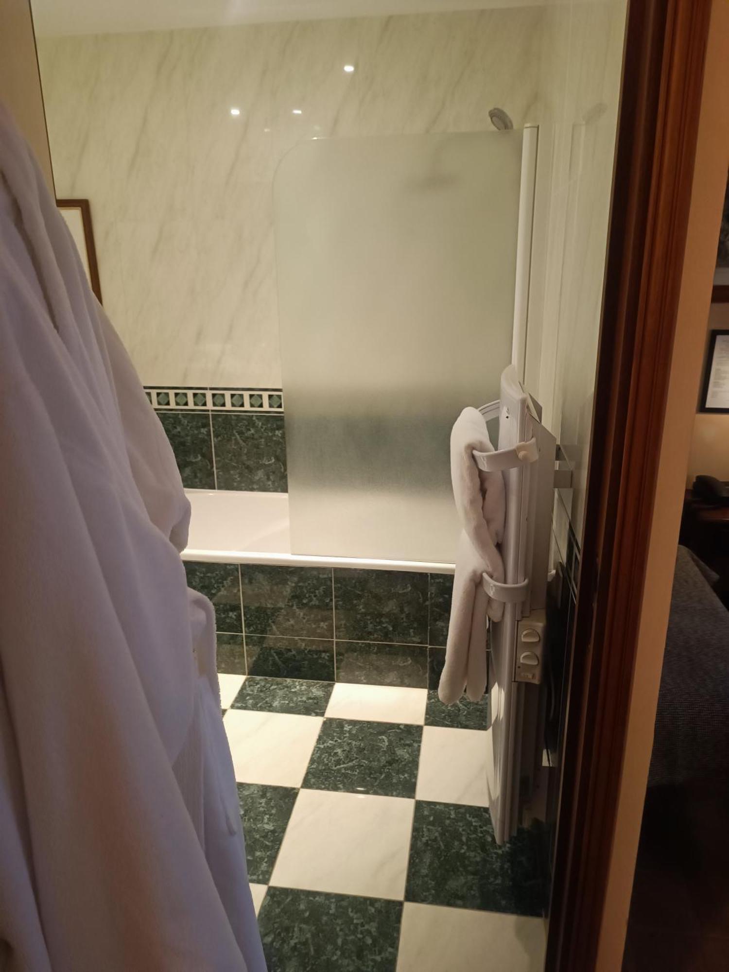 Hostellerie Les Hauts De Sainte Maure Экстерьер фото