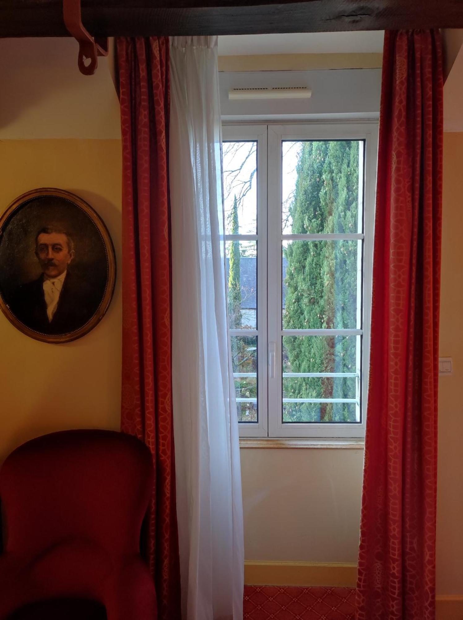 Hostellerie Les Hauts De Sainte Maure Экстерьер фото